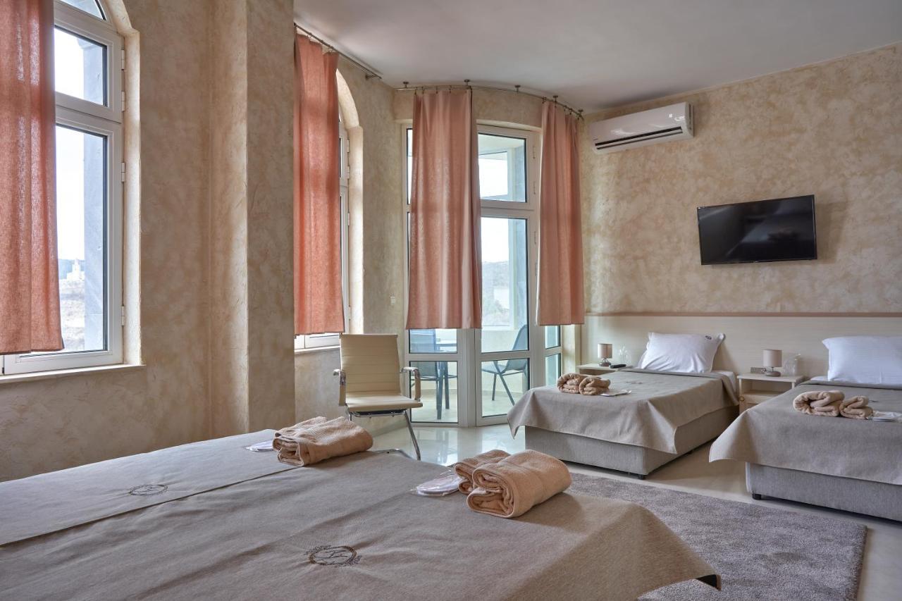 Hotel Kings View Wielkie Tyrnowo Zewnętrze zdjęcie