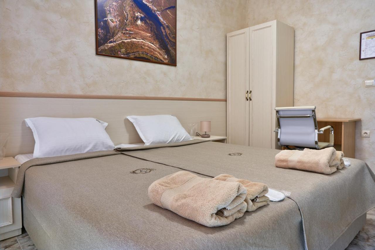 Hotel Kings View Wielkie Tyrnowo Zewnętrze zdjęcie